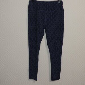 Vineyard Vines Performance sz L blue whale tail pattern leggings